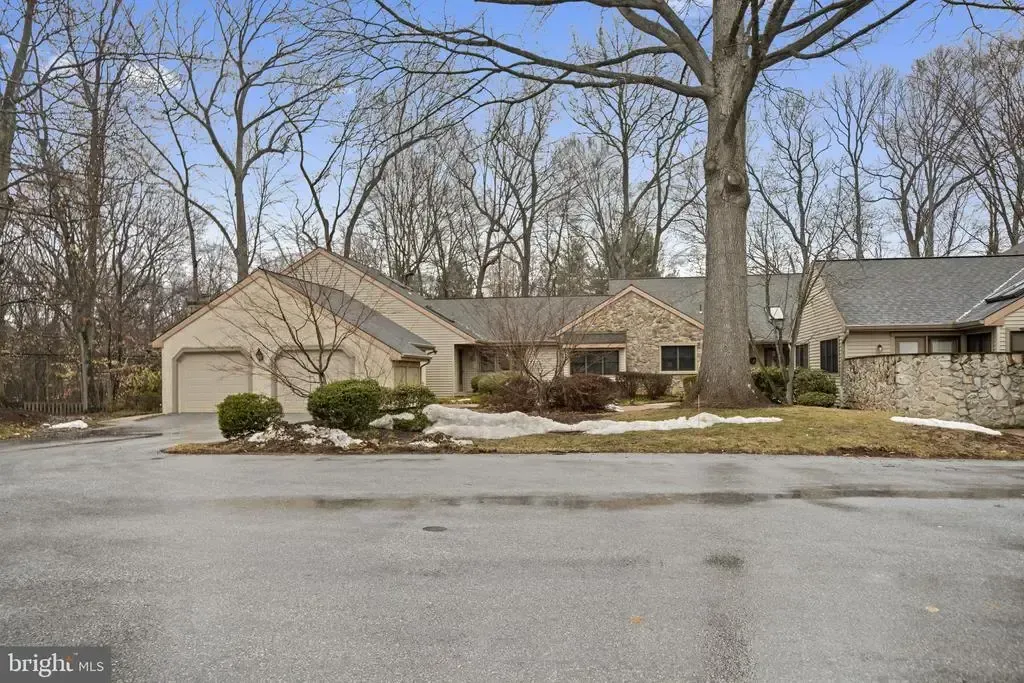 Representative exterior photograph for 621 Glenwood Lane