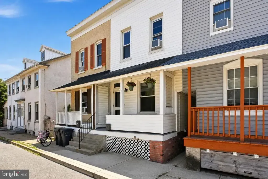Representative exterior photograph for 230 Milligan Street